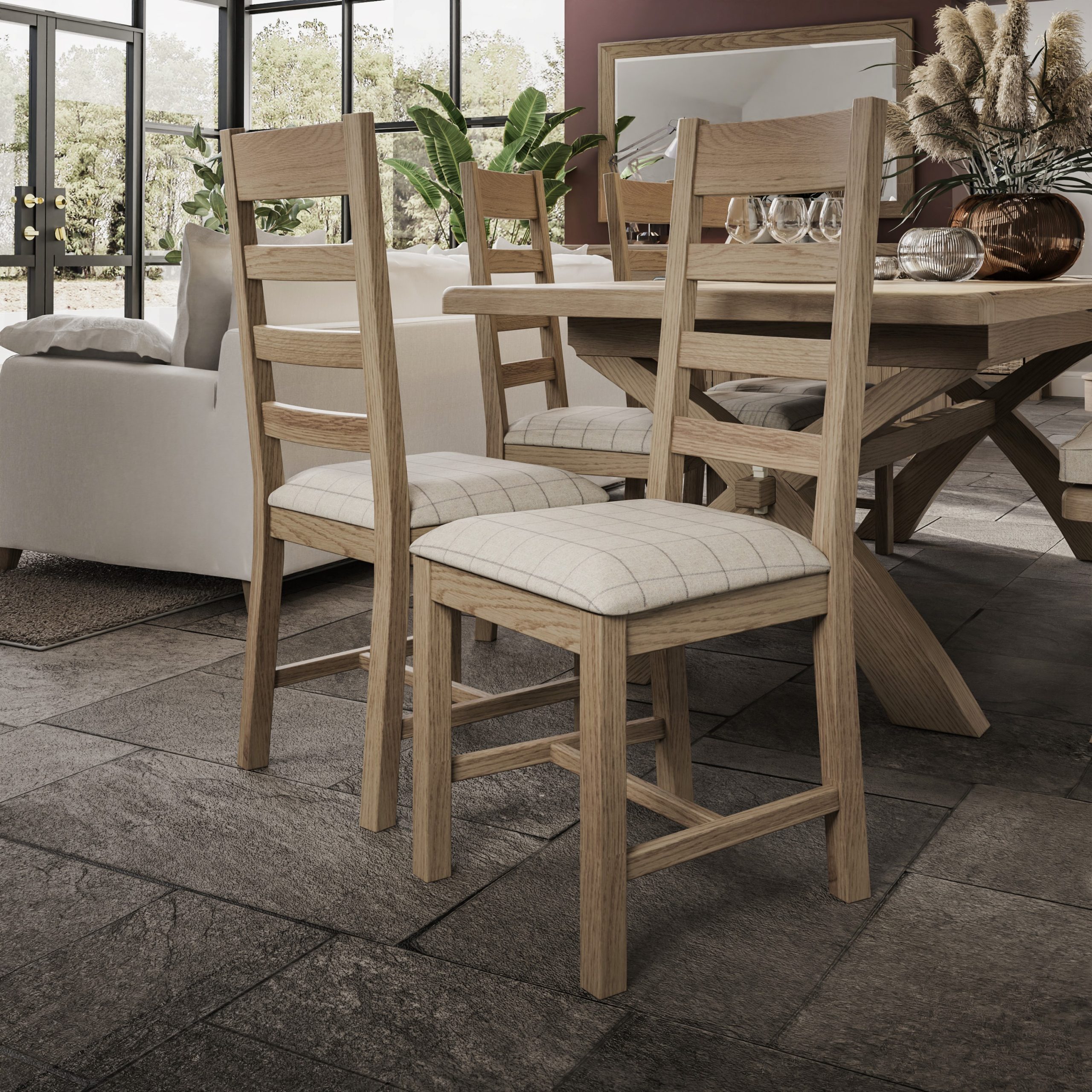 Second hand outlet oak chairs