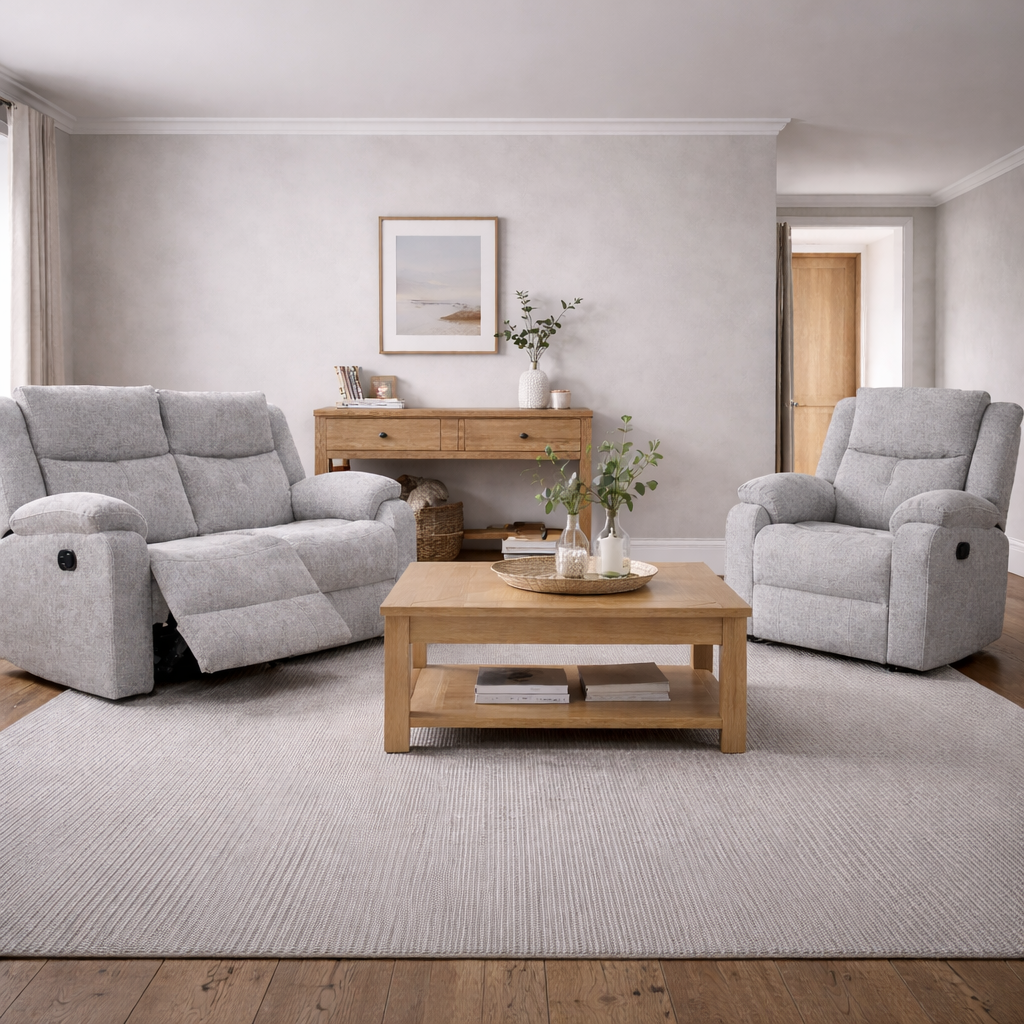 Modern living room with recliners(1)